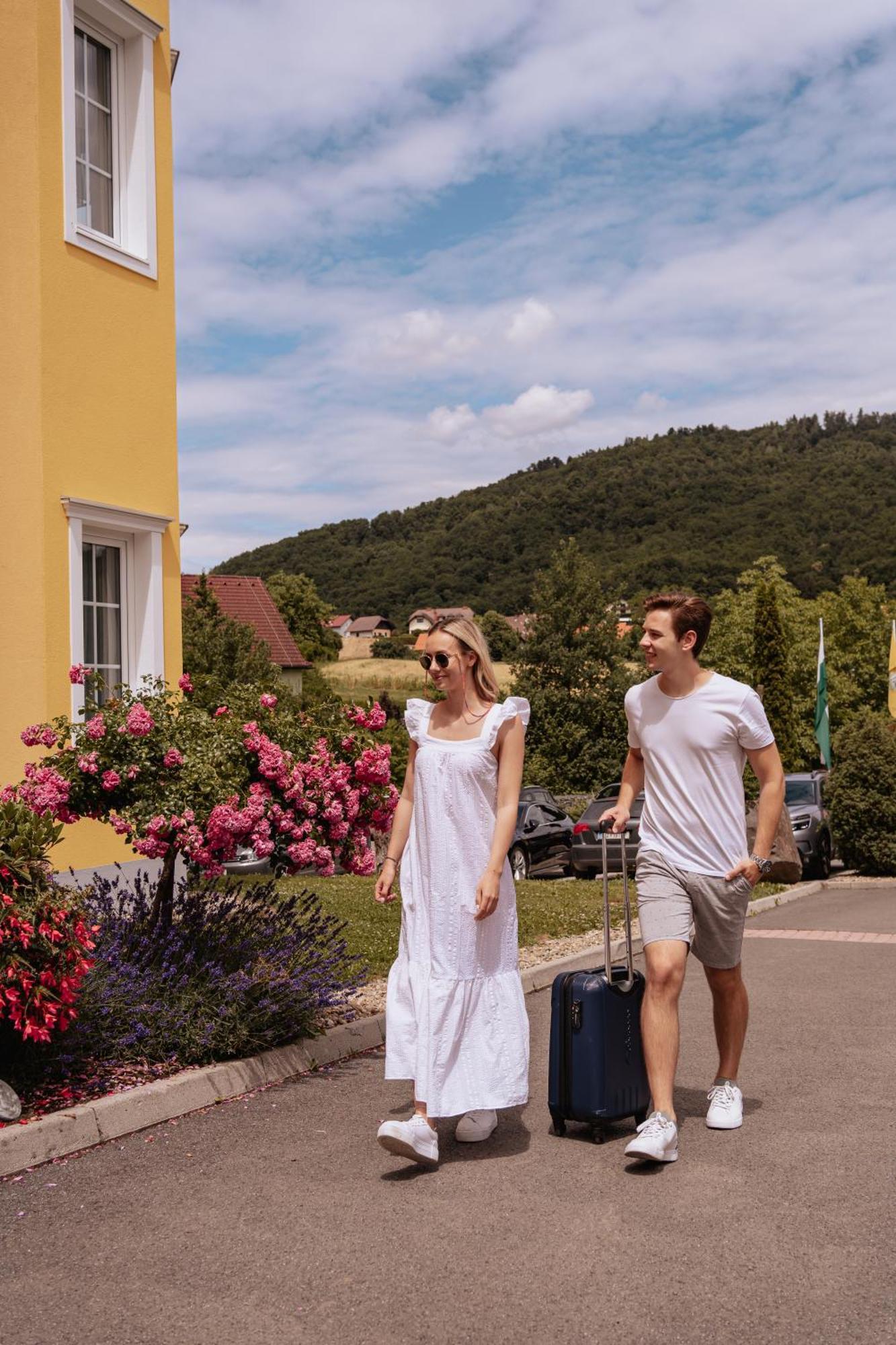 Schloessl Hotel Kindl (Adults Only) Bad Gleichenberg Eksteriør billede