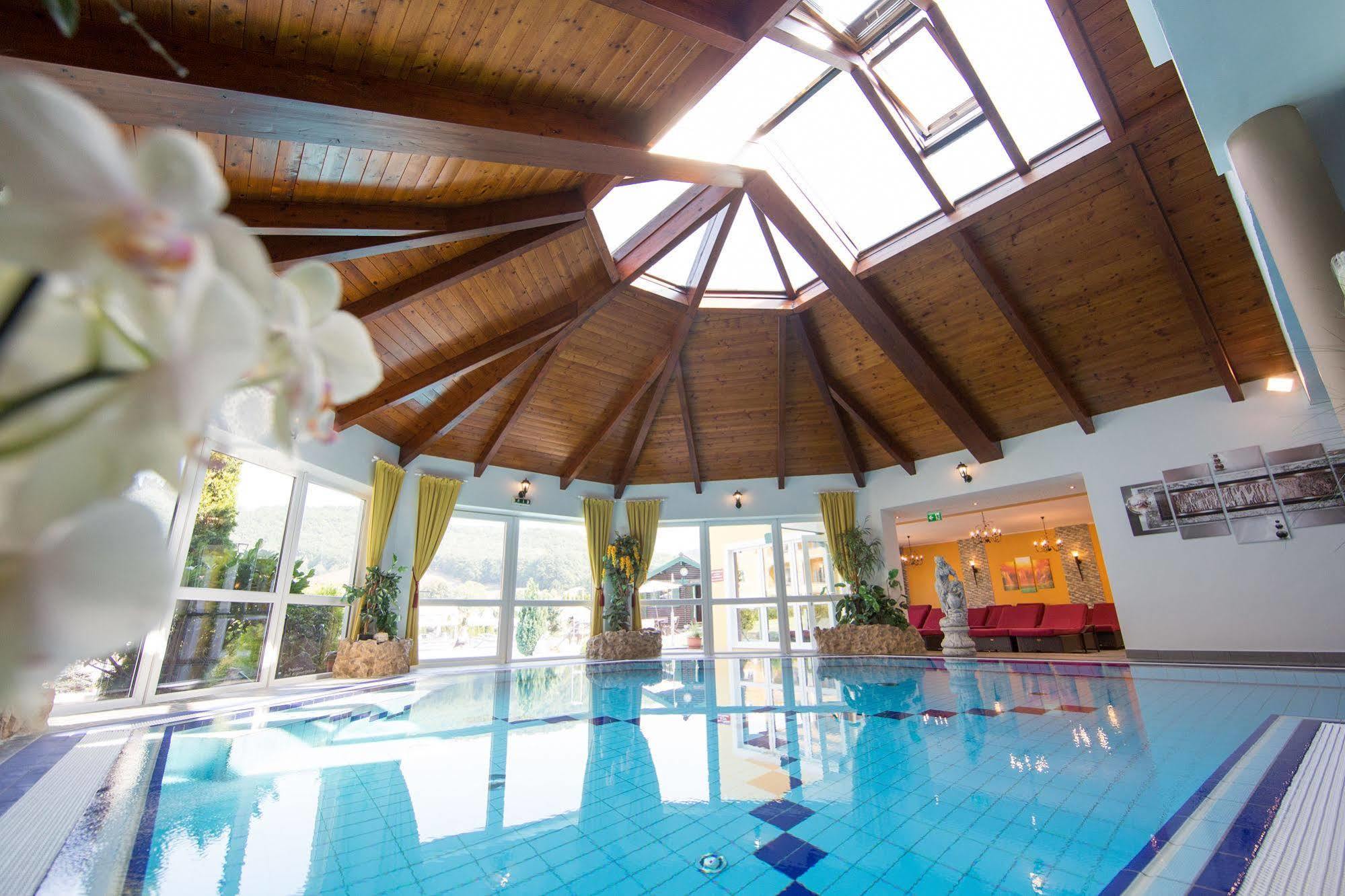 Schloessl Hotel Kindl (Adults Only) Bad Gleichenberg Eksteriør billede